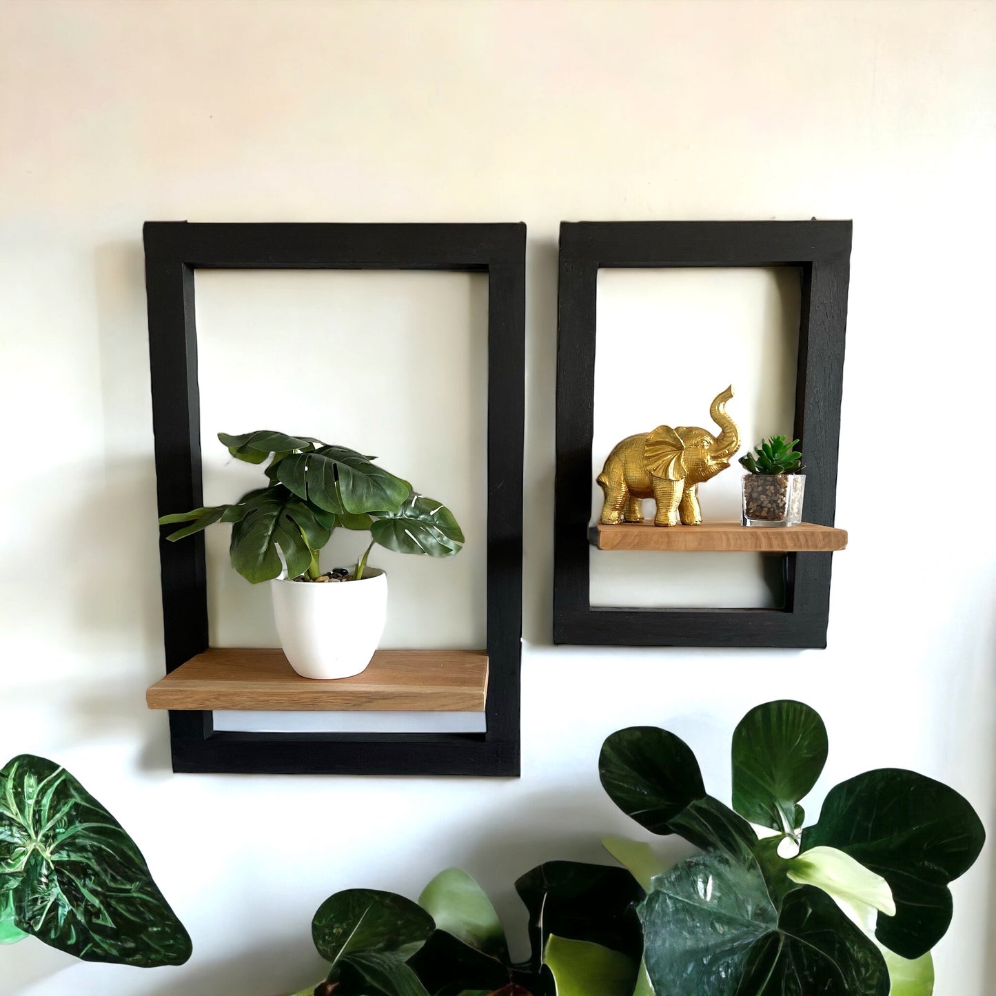 2er-Set Hängeregal aus Holz mit schwarzem Rahmen und naturbrauner Abstellfläche Wandregal Modern Wanddeko Ablage Regal Wandbild